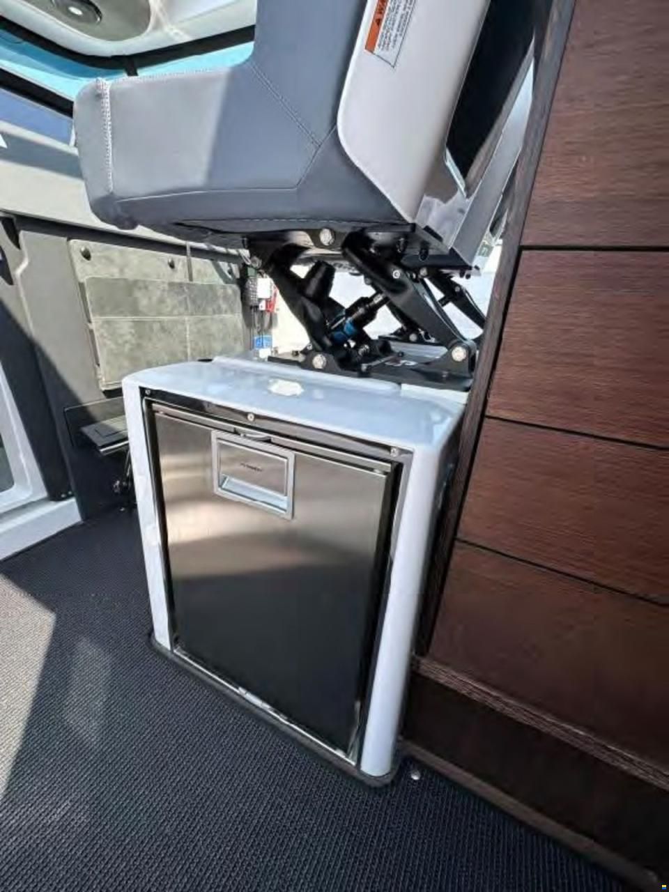 Axopar 37 Cross Cabin BRABUS Line