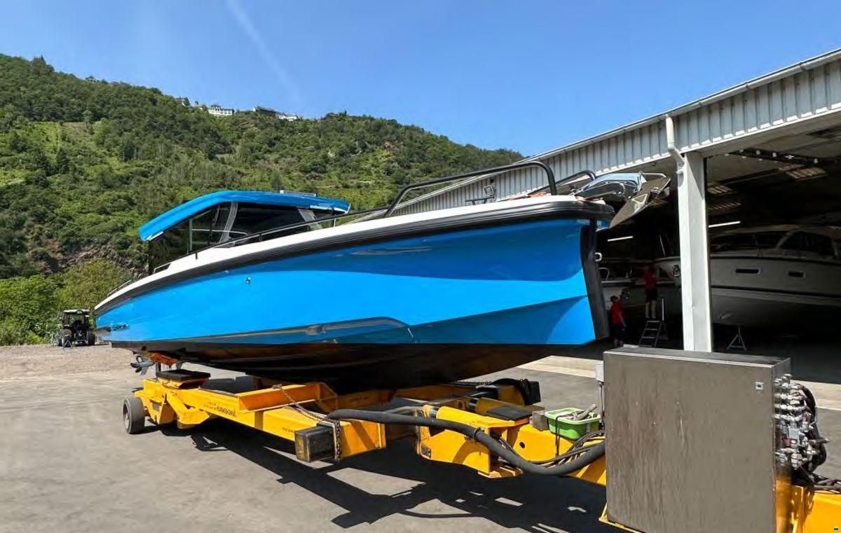 Axopar 37 Cross Cabin BRABUS Line