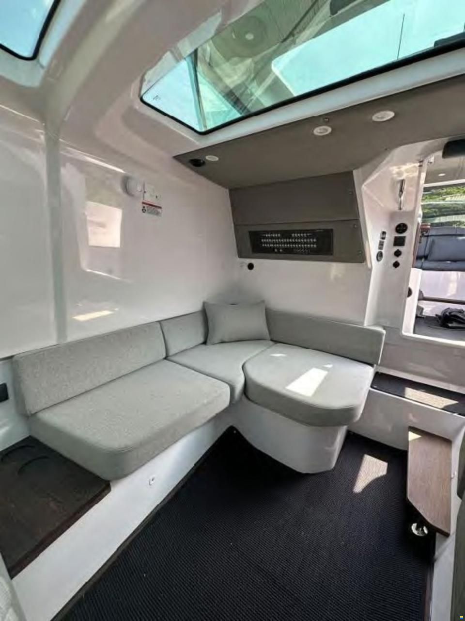 Axopar 37 Cross Cabin BRABUS Line