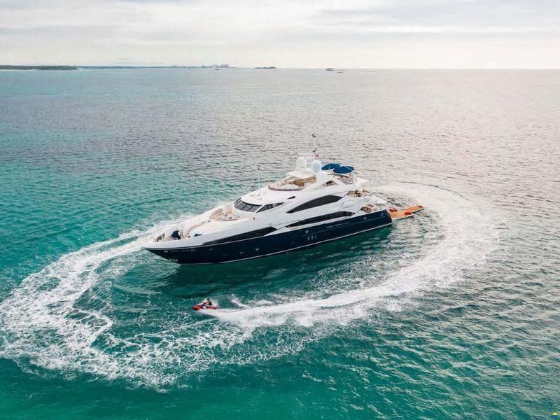 Sunseeker 37 Metre Yacht