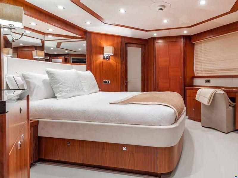 Sunseeker 37 Metre Yacht