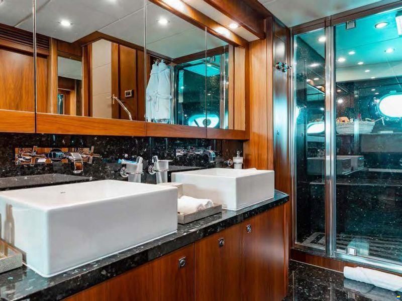 Sunseeker 37 Metre Yacht