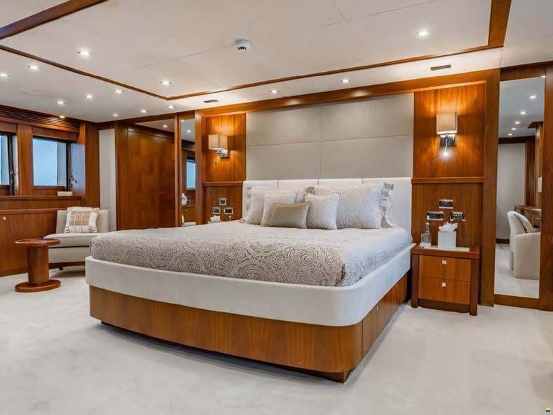 Sunseeker 37 Metre Yacht