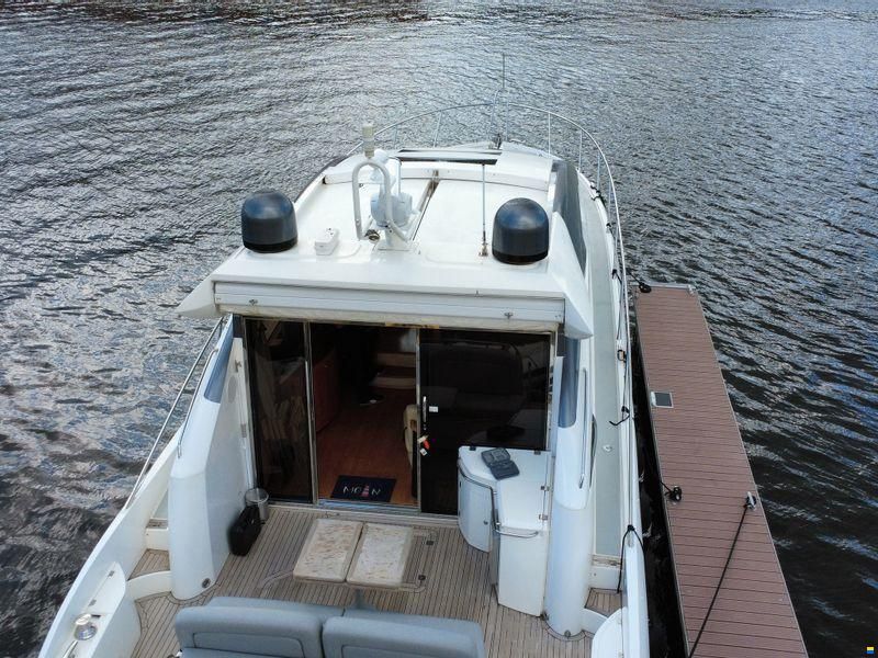 Sunseeker Predator 52