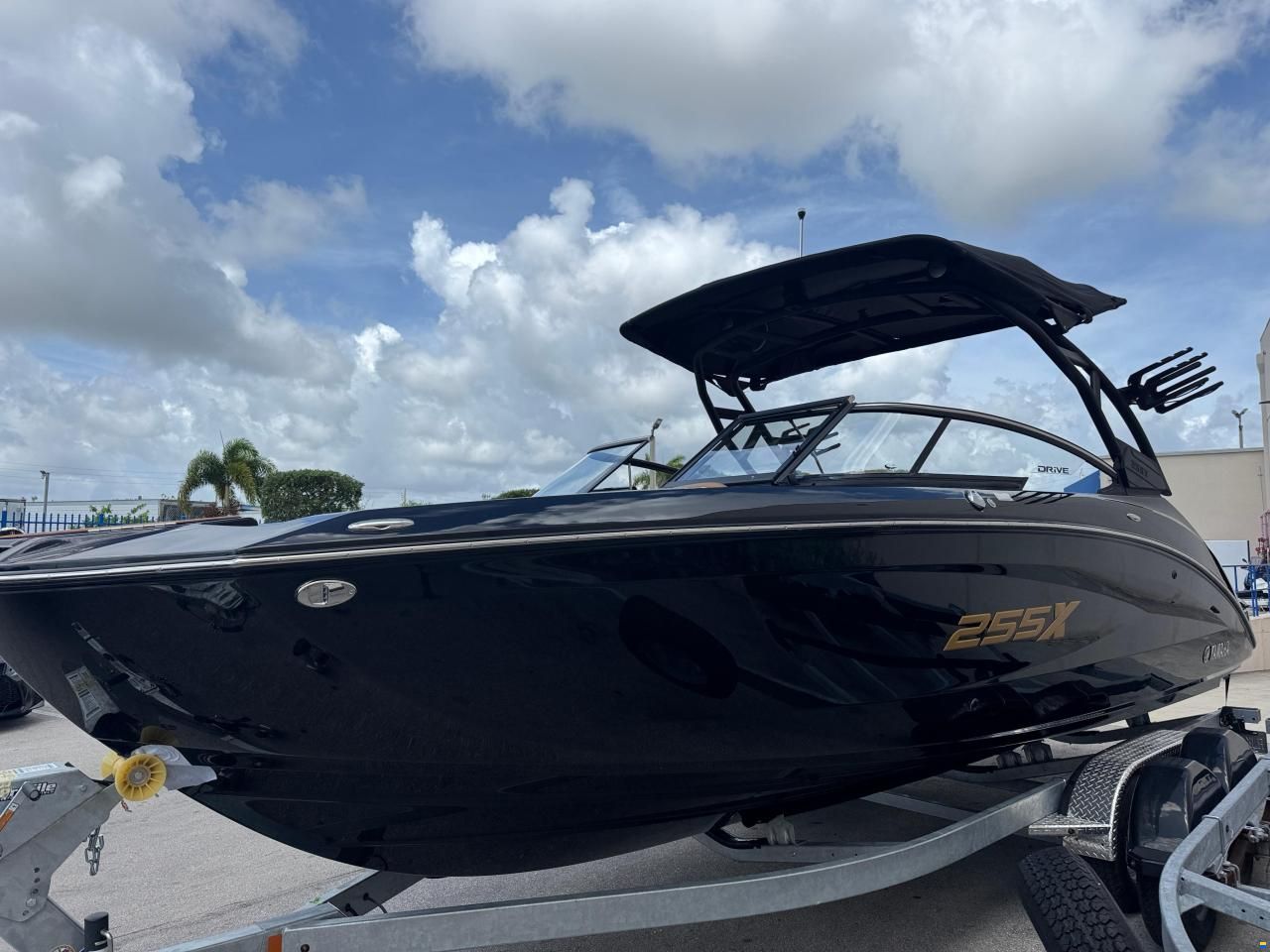 Yamaha 255XD