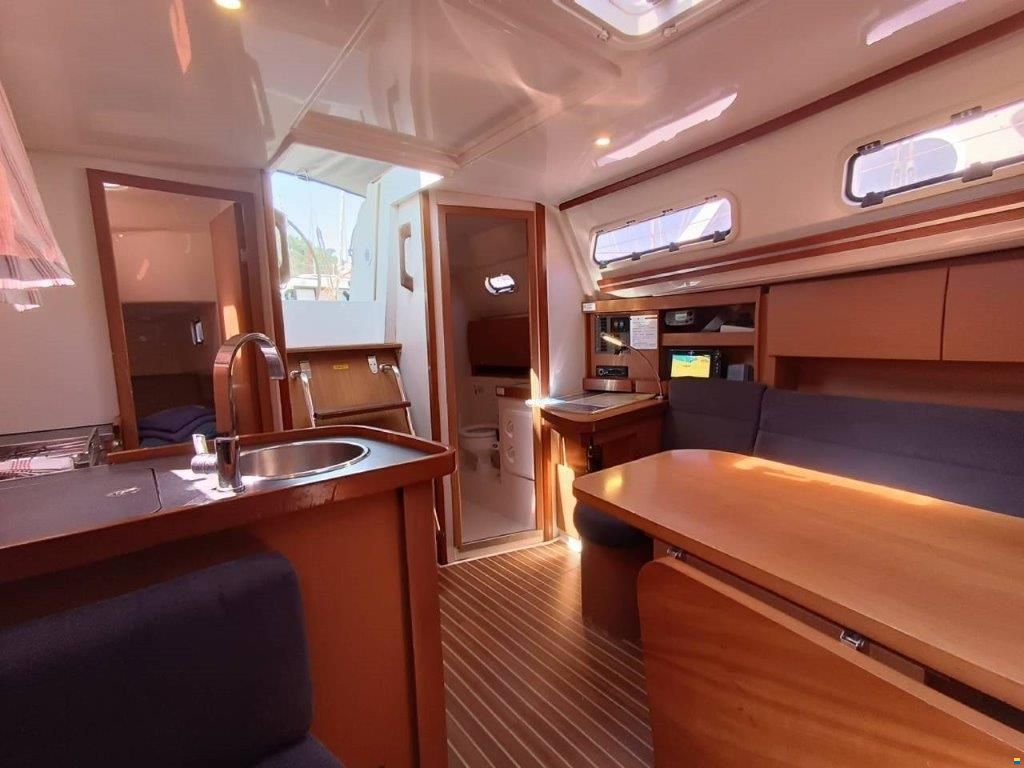 Hanse 325