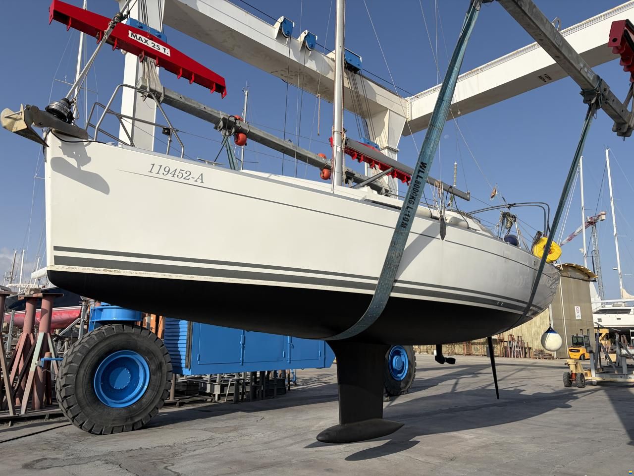Hanse 325