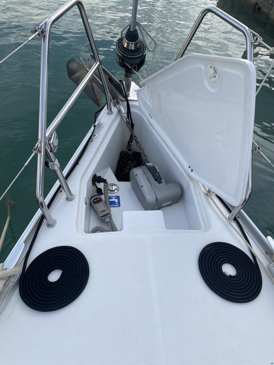 Hanse 325