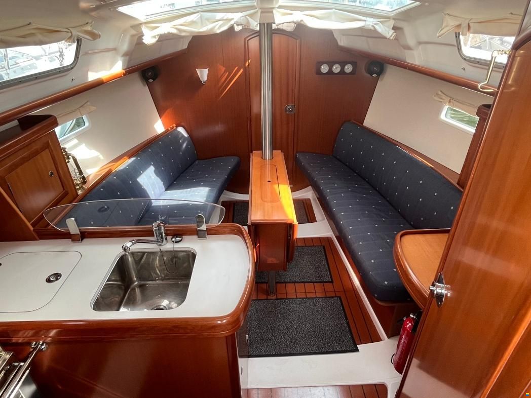 Beneteau Oceanis 323 Clipper