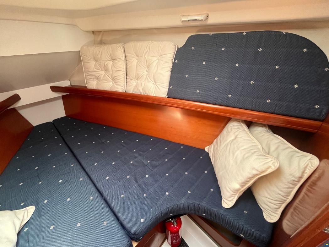 Beneteau Oceanis 323 Clipper