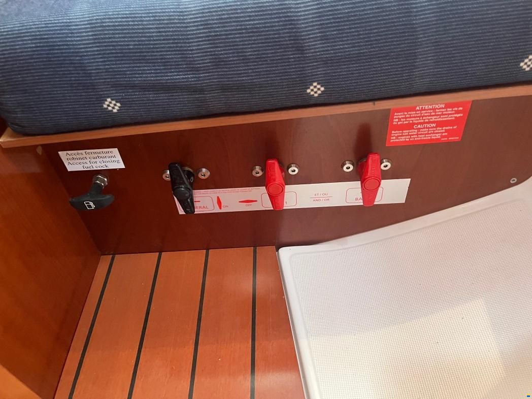 Beneteau Oceanis 323 Clipper