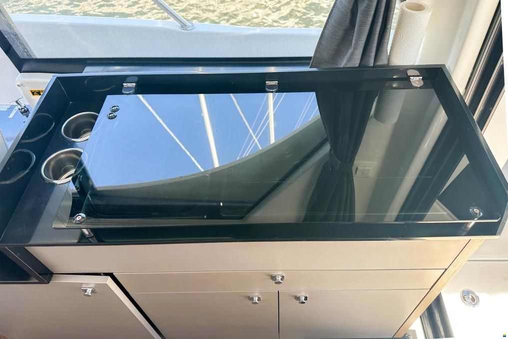 Beneteau Antares 9
