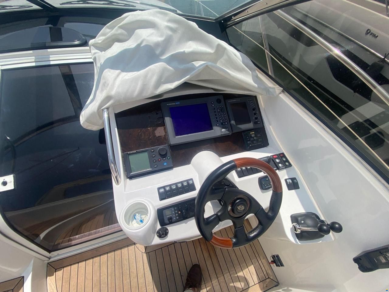 Sunseeker Portofino 35