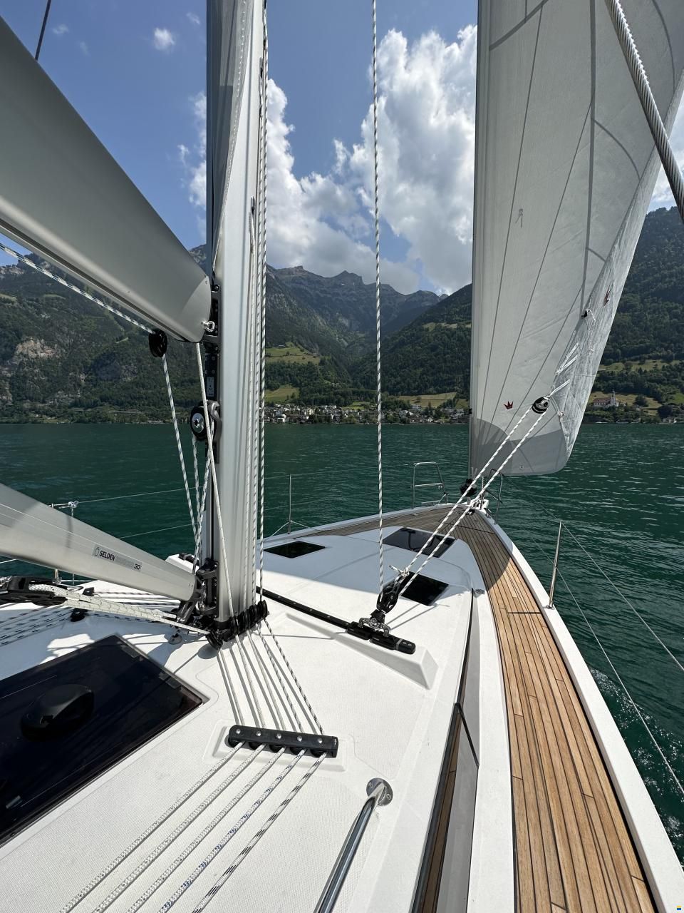 Bavaria C38