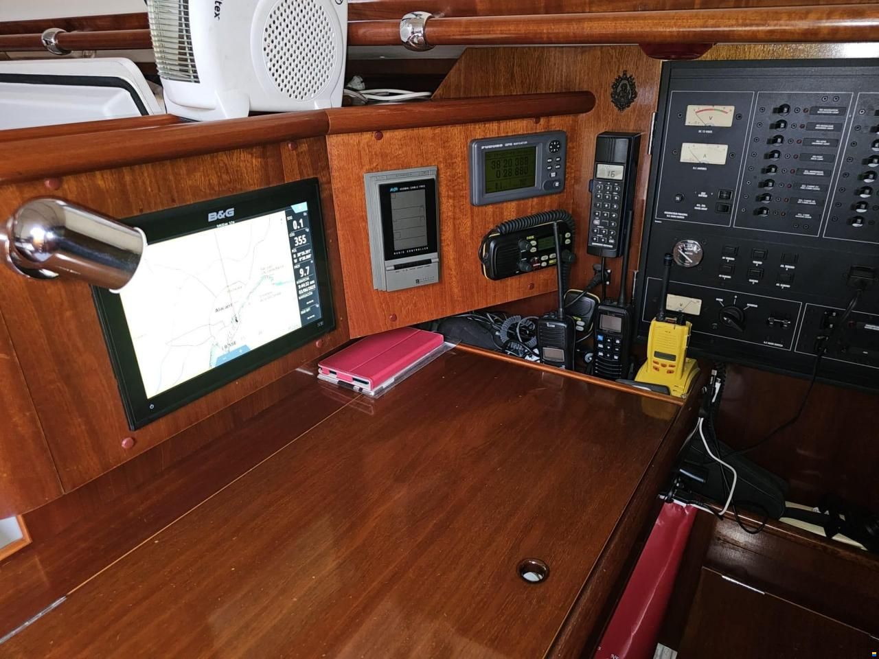 Beneteau 50
