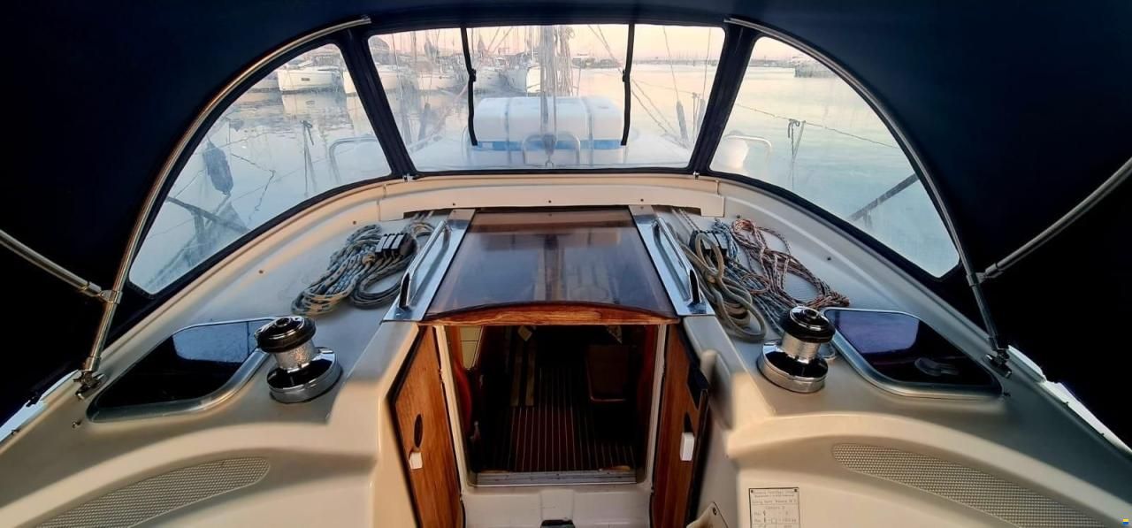 Bavaria 38