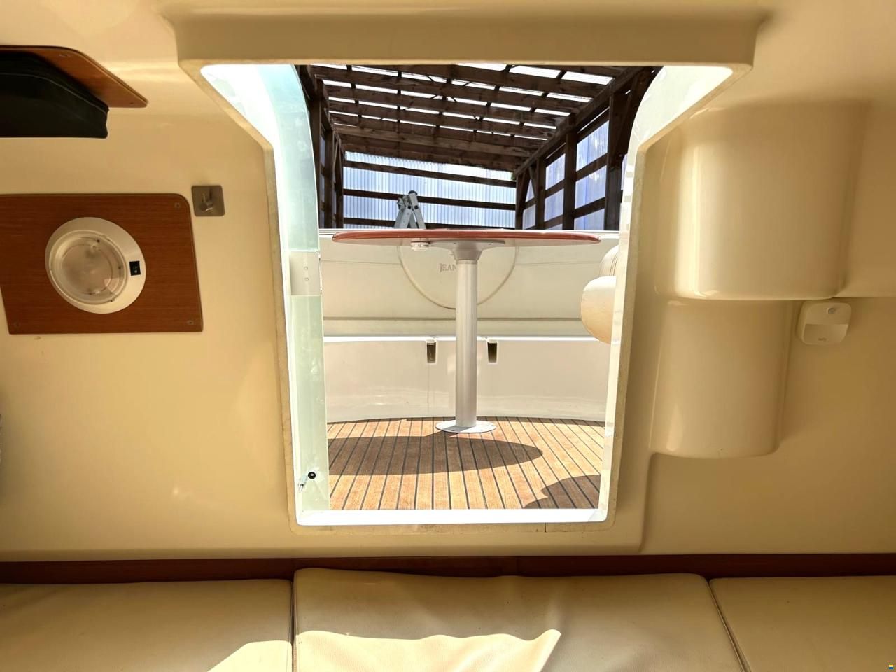 Jeanneau Runabout 755