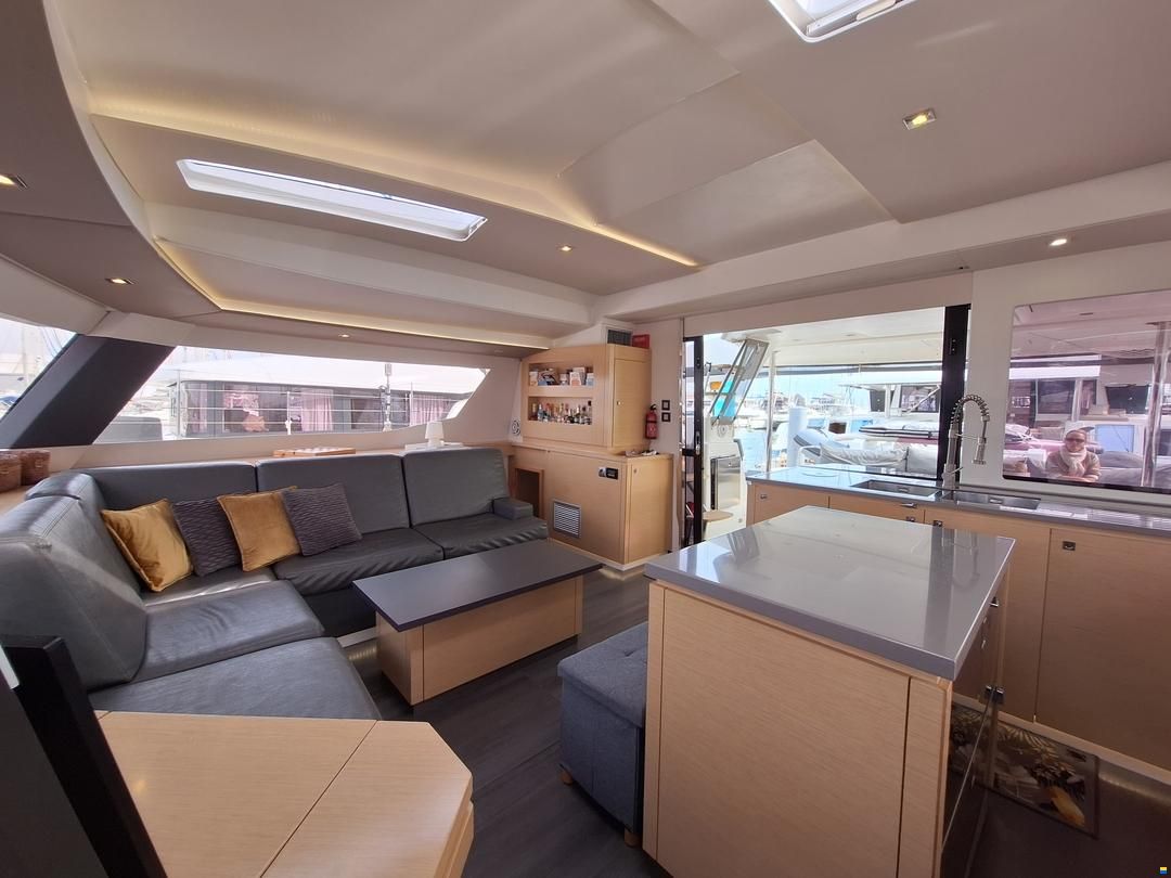 Fountaine Pajot Saba 50