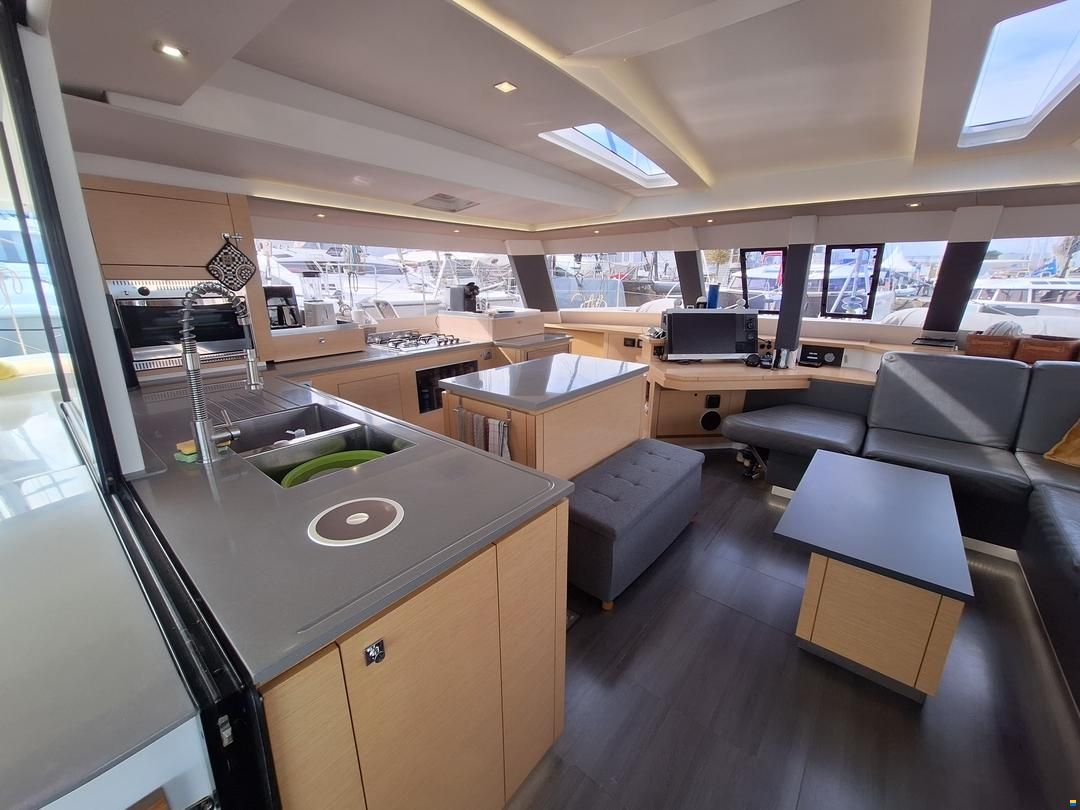 Fountaine Pajot Saba 50