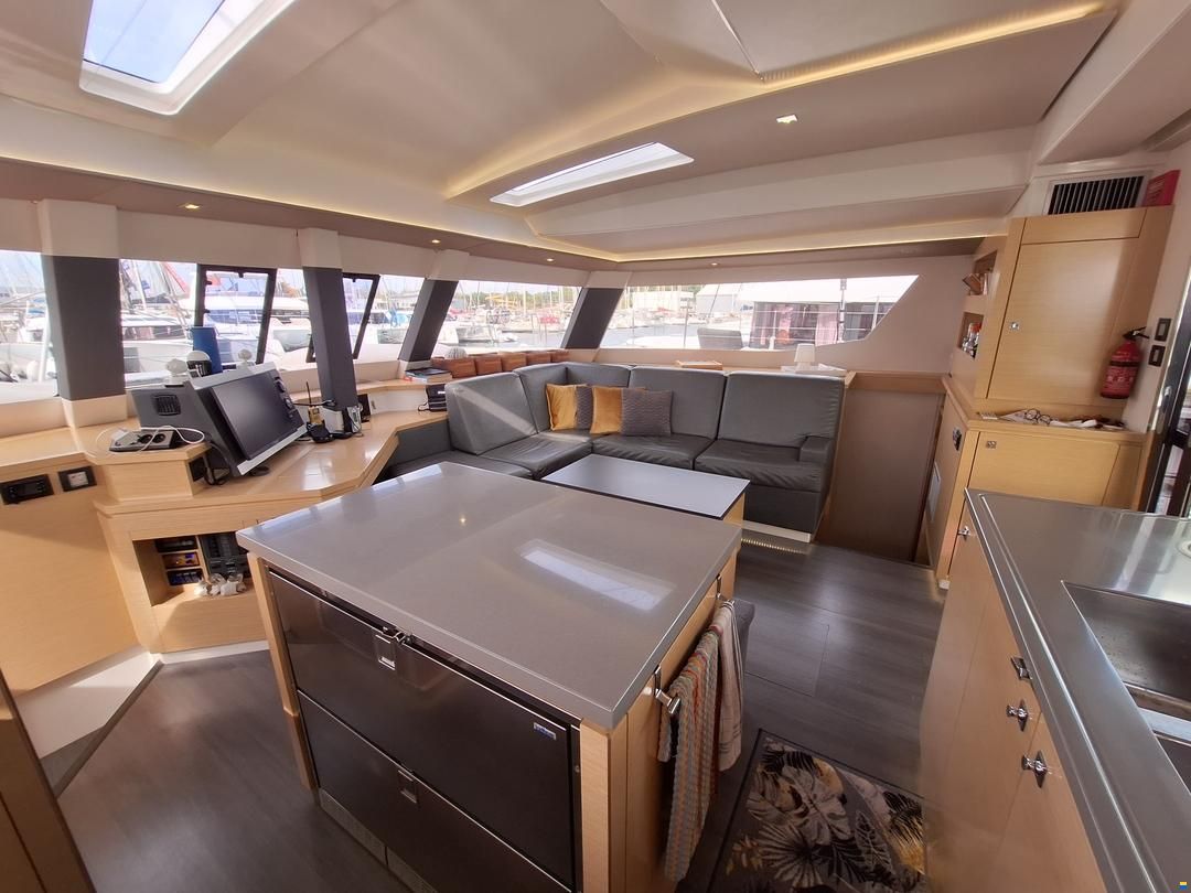 Fountaine Pajot Saba 50