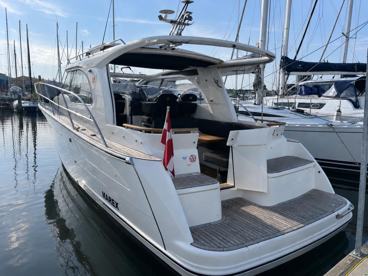Marex 310 Sun Cruiser
