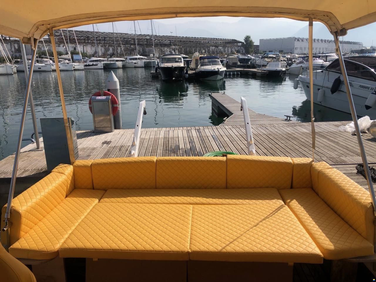 Chris Craft Catalina 28