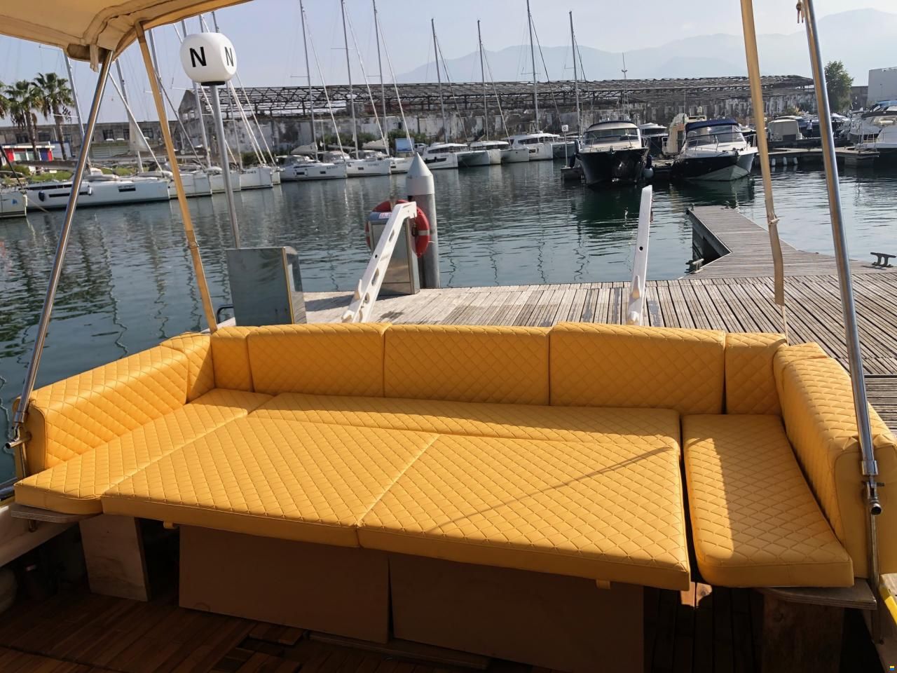 Chris Craft Catalina 28