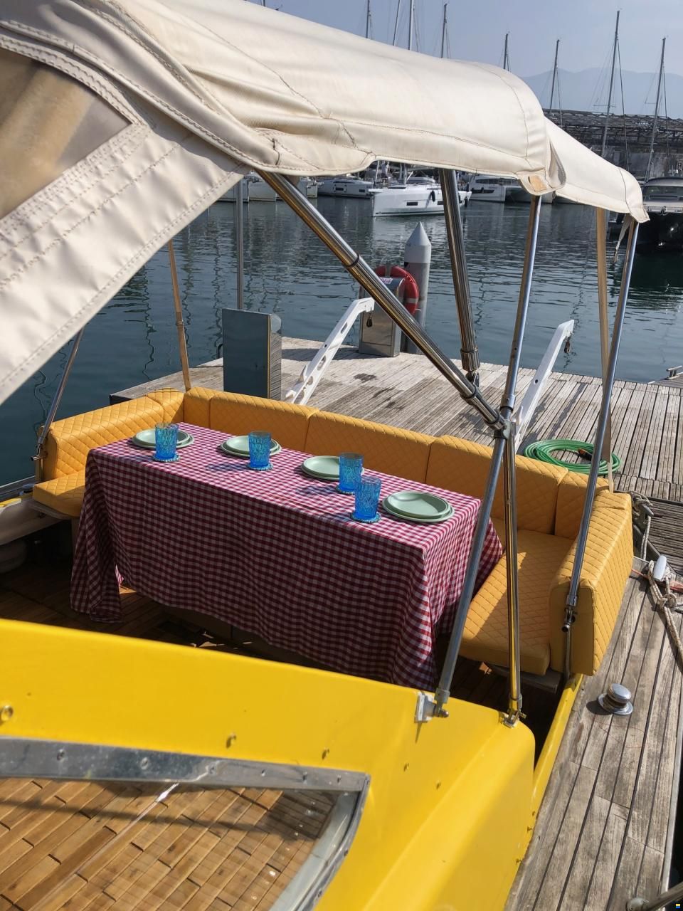 Chris Craft Catalina 28