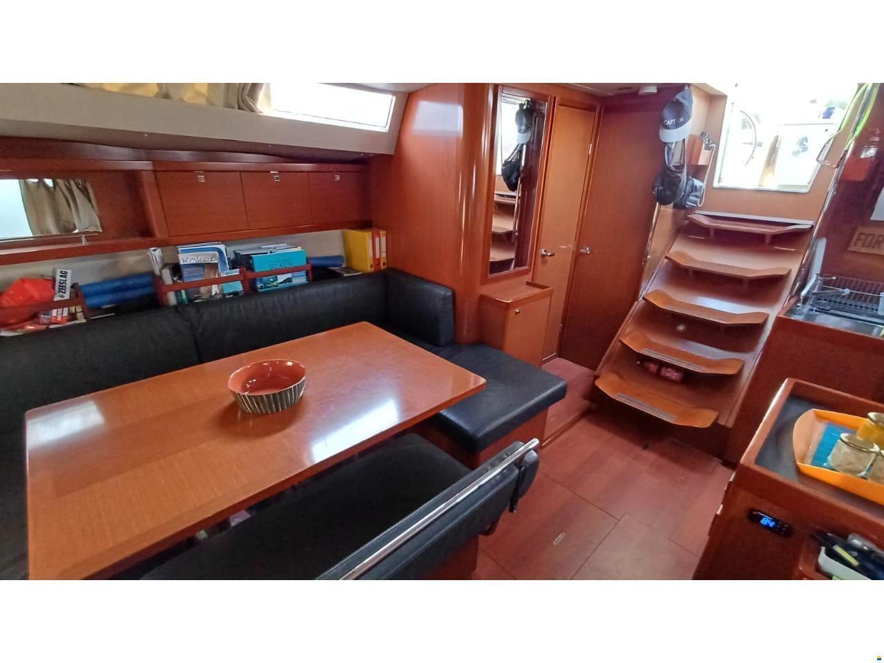 Beneteau Oceanis 48