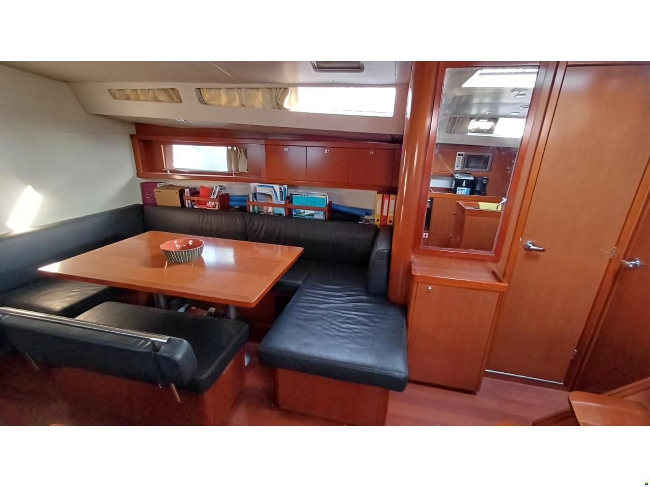 Beneteau Oceanis 48