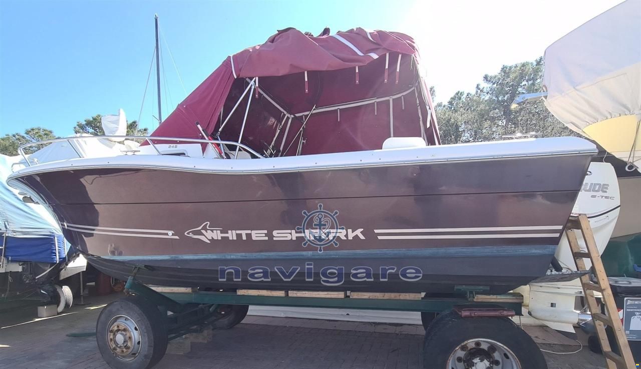 Kelt WHITE SHARK 248 SUNDECK