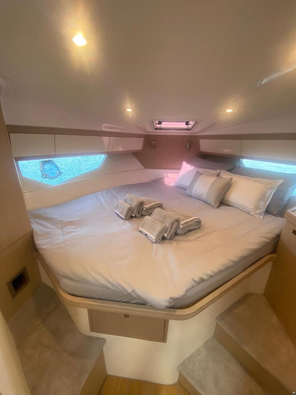 Focus Motor Yacht Power GTX 36