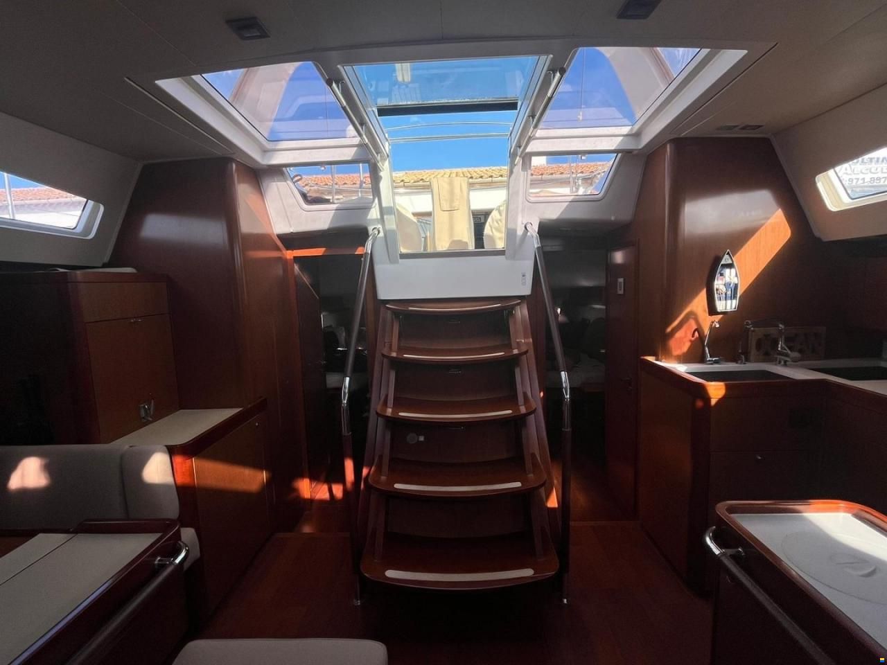 Beneteau Segelyacht Beneteau Oceanis 58