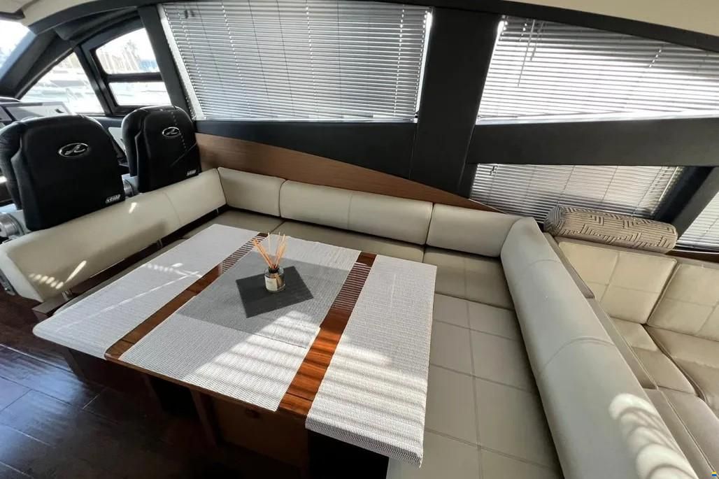 Sea Ray L650 Fly