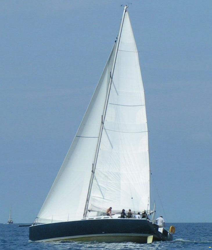 AB Marine Equinox452