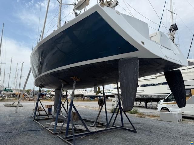 AB Marine Equinox452