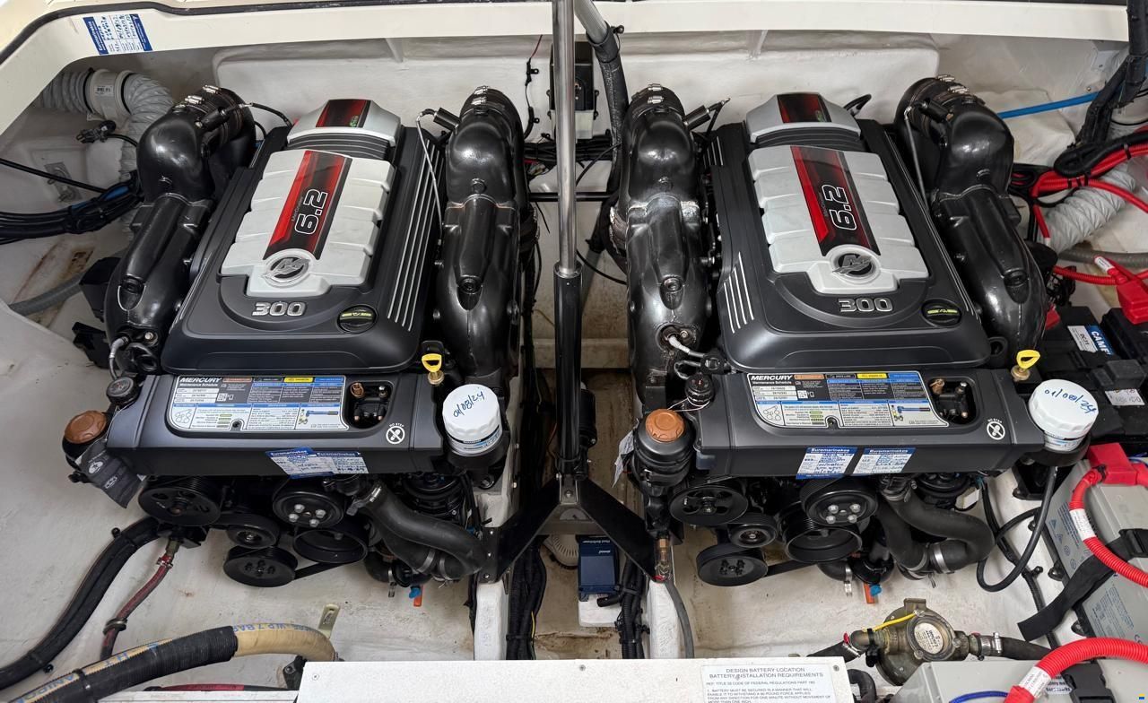 Sea Ray 320 Sundancer