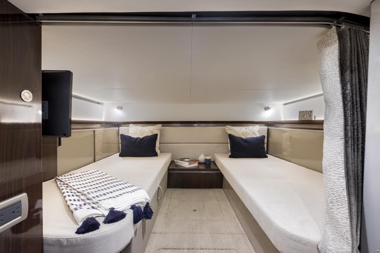 Sea Ray 320 Sundancer