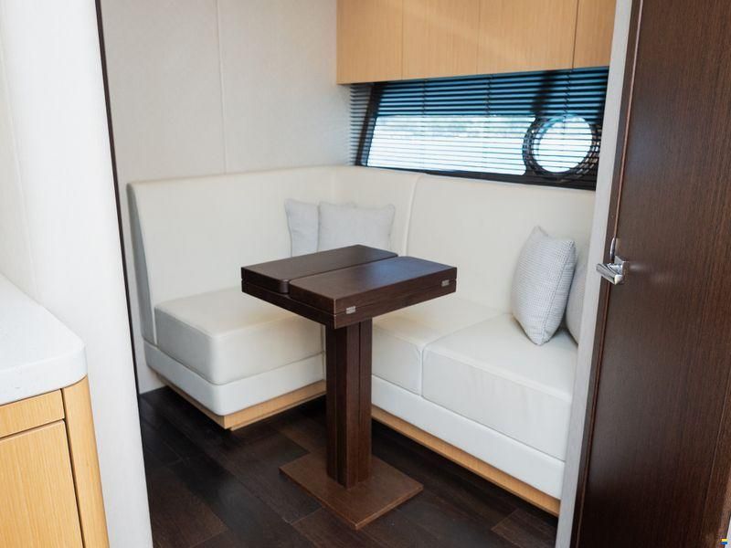 Sunseeker Predator 57
