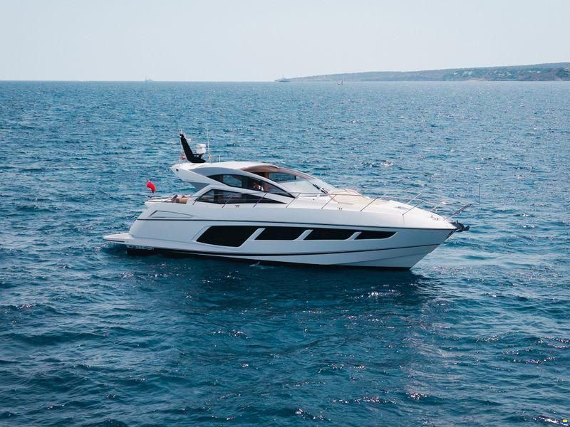 Sunseeker Predator 57