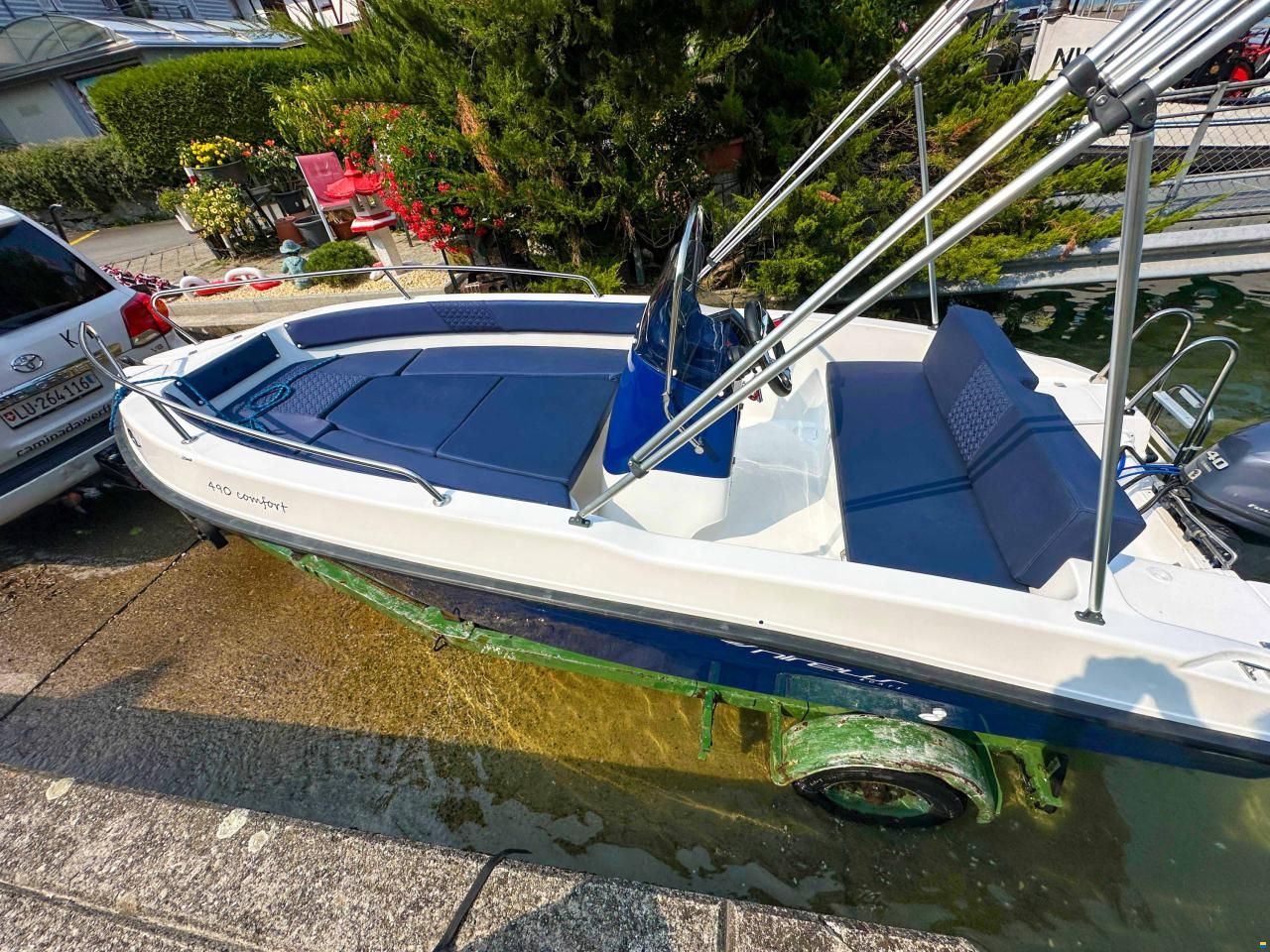 Nireus 490 Comfort / Blau