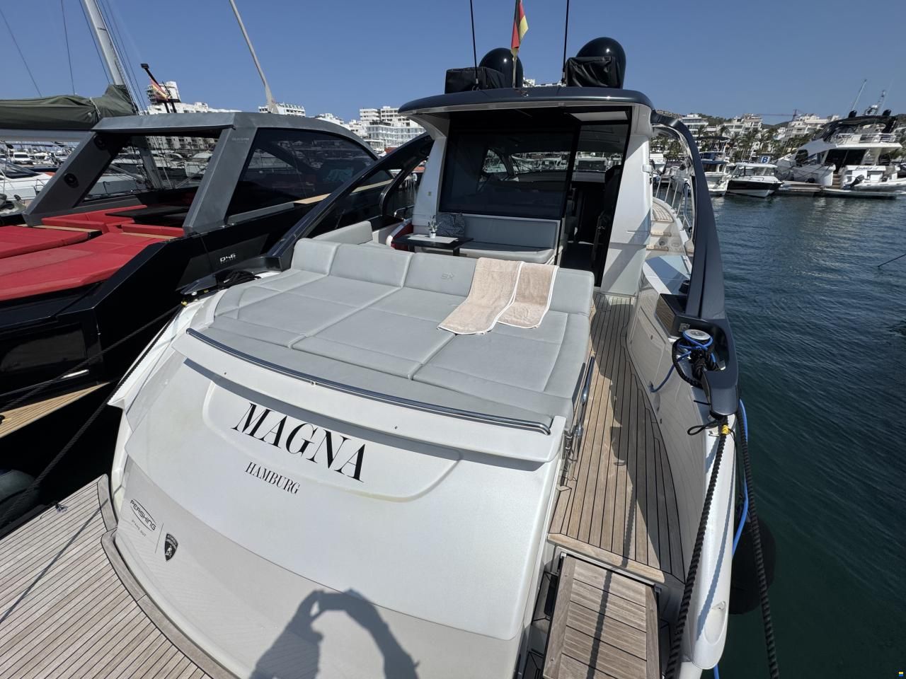 Pershing 5X