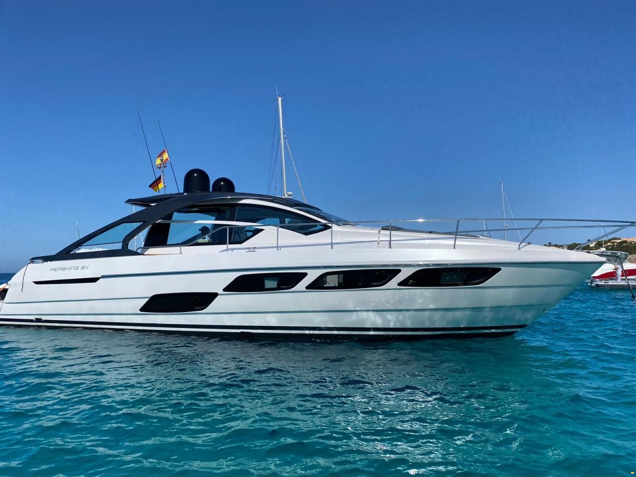 Pershing 5X