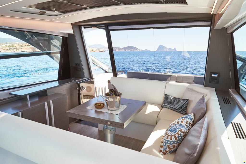 Pershing 5X