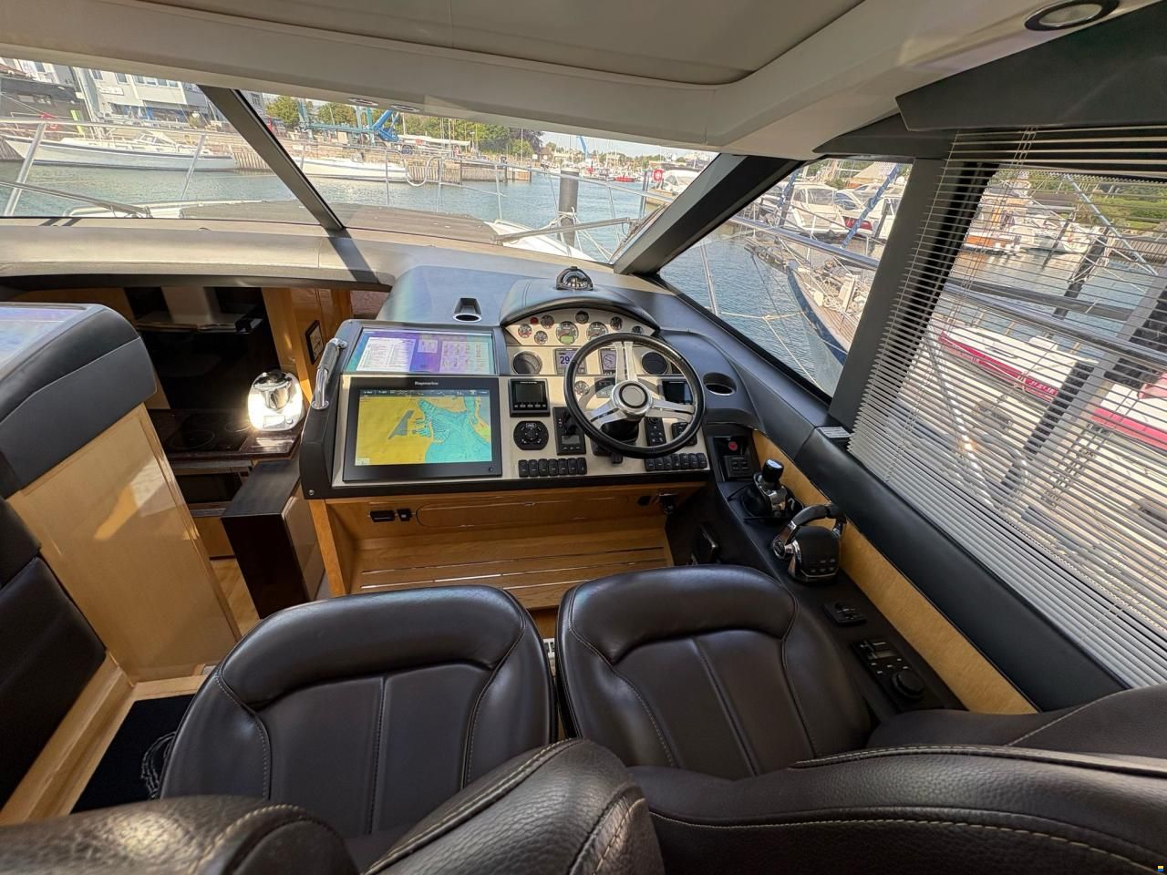 Princess V52