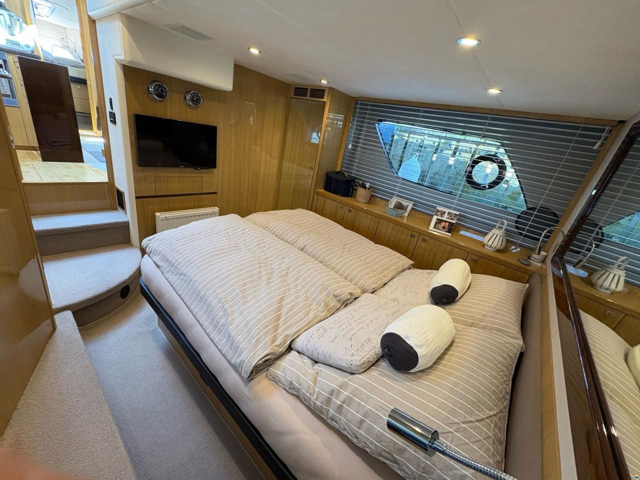 Princess V52