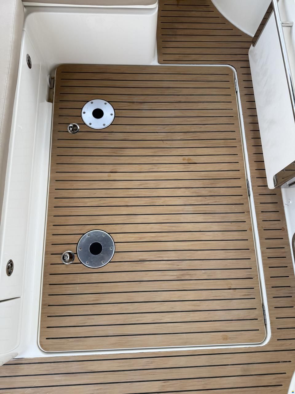 Quicksilver 875 Sundeck