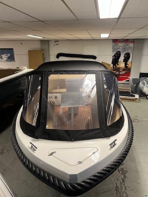Waterdream 600 tender