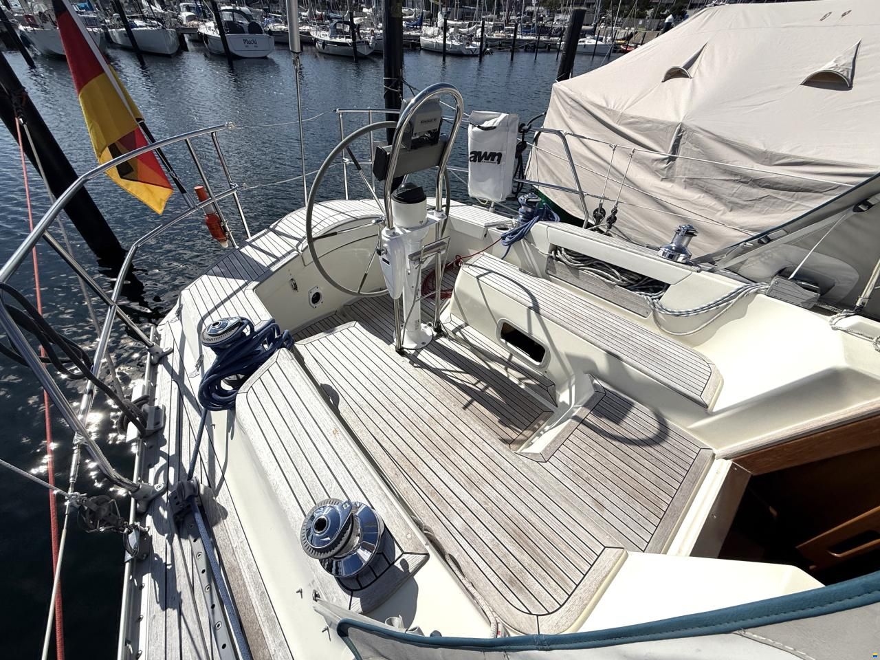 Sweden Yachts Sweden 370