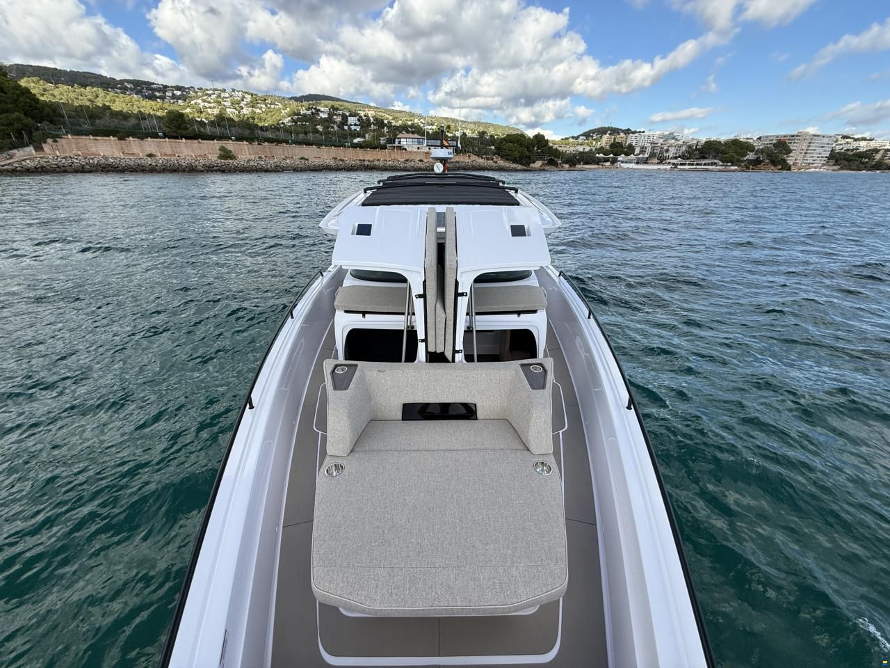 Axopar 45 Cross Cabin - Aft Cabin